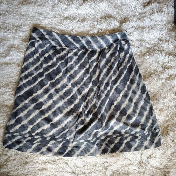 Womens Ann Taylor LOFT Lightweight Tie Dye Style Striped Career Skirt Size‎ 4 - Picture 1 of 7